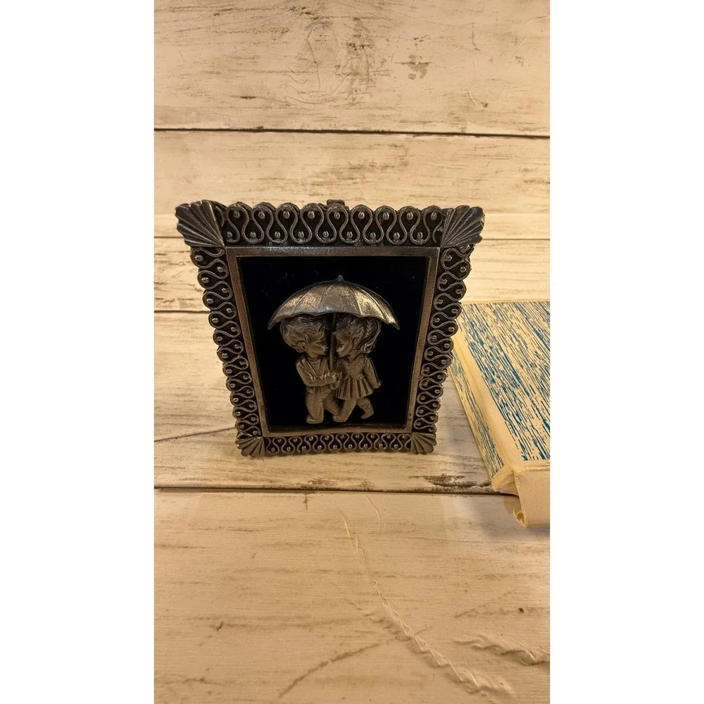 Unbranded vintage miniature